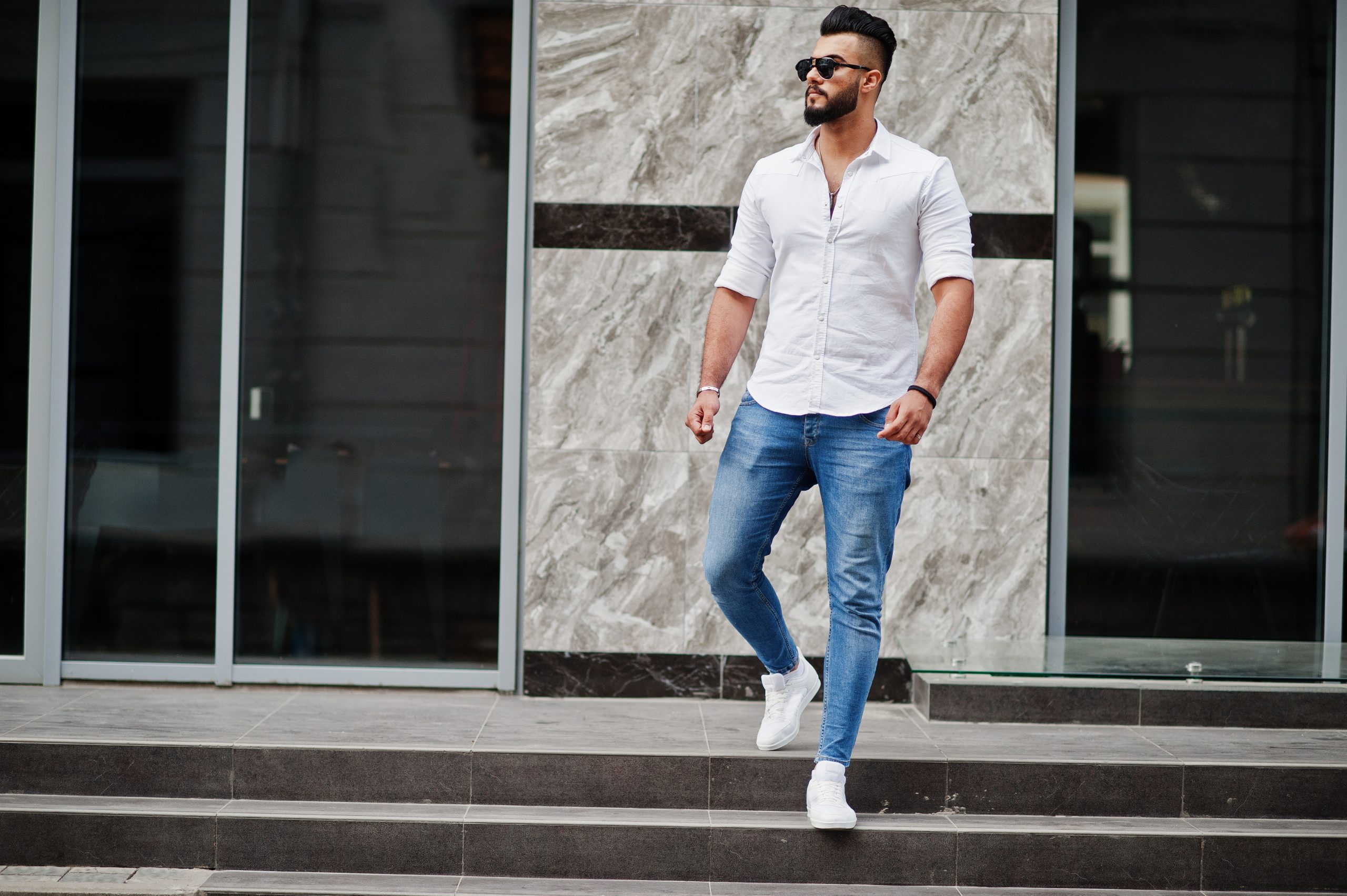 sofashioshop.com propose une collection complète de jeans fashion