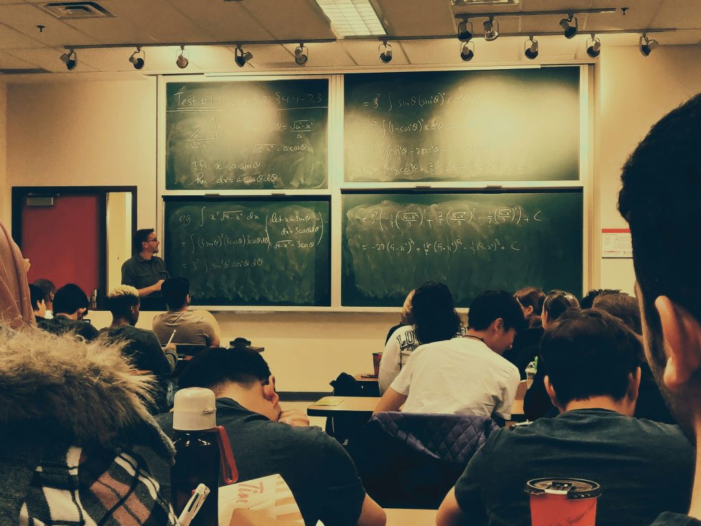 Besoin de cours de ses terminale ? Passez par Omnicours