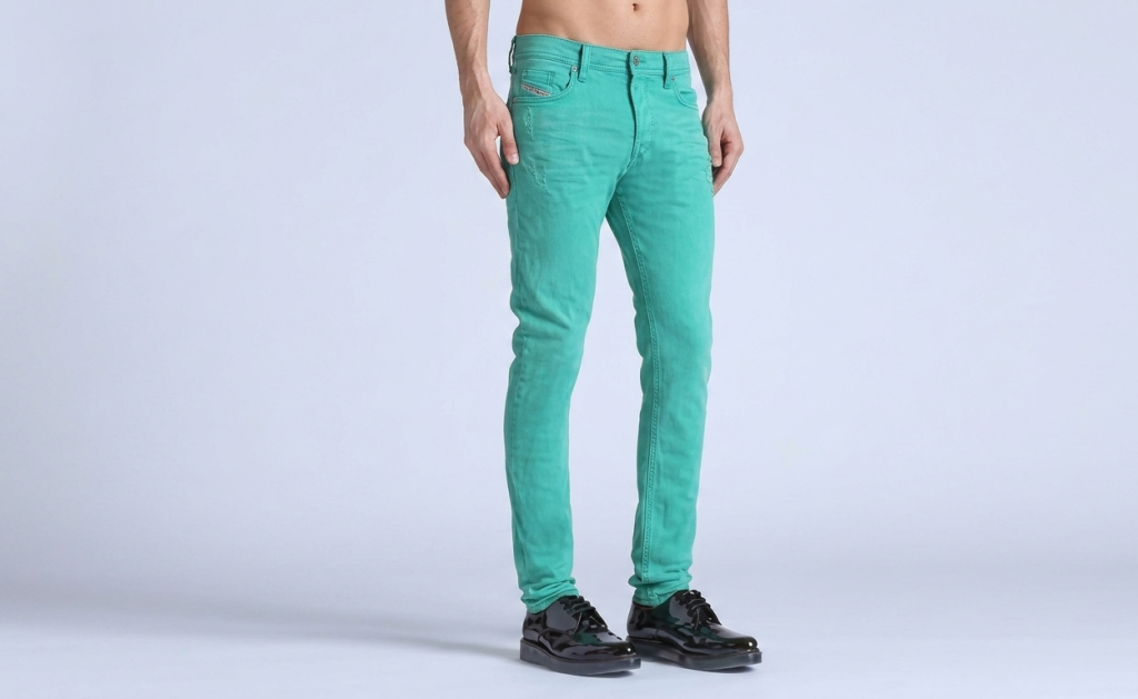Un jean Diesel pas cher, ce jean Tepphar de couleur verte