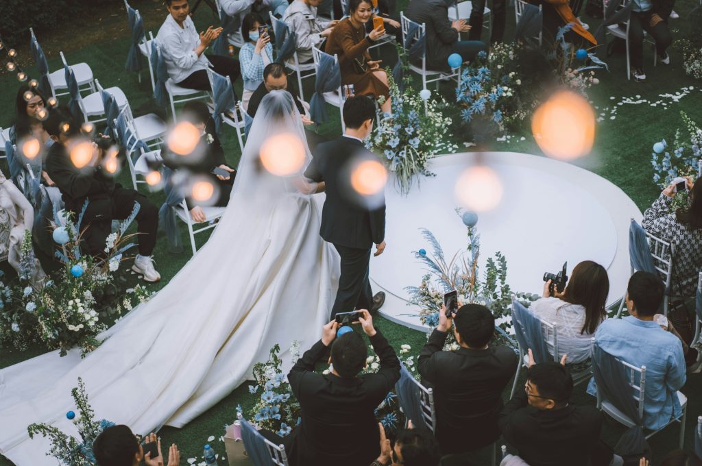 Miss Eve est votre organisatrice de mariage à Hyères et dans le Var