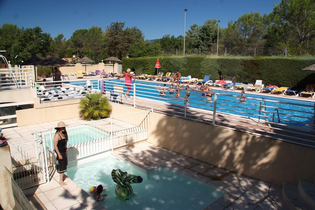 Pour sublimer vos vacances en Provence, découvrez le Camping Le Parc à Saint Paul en Forêt